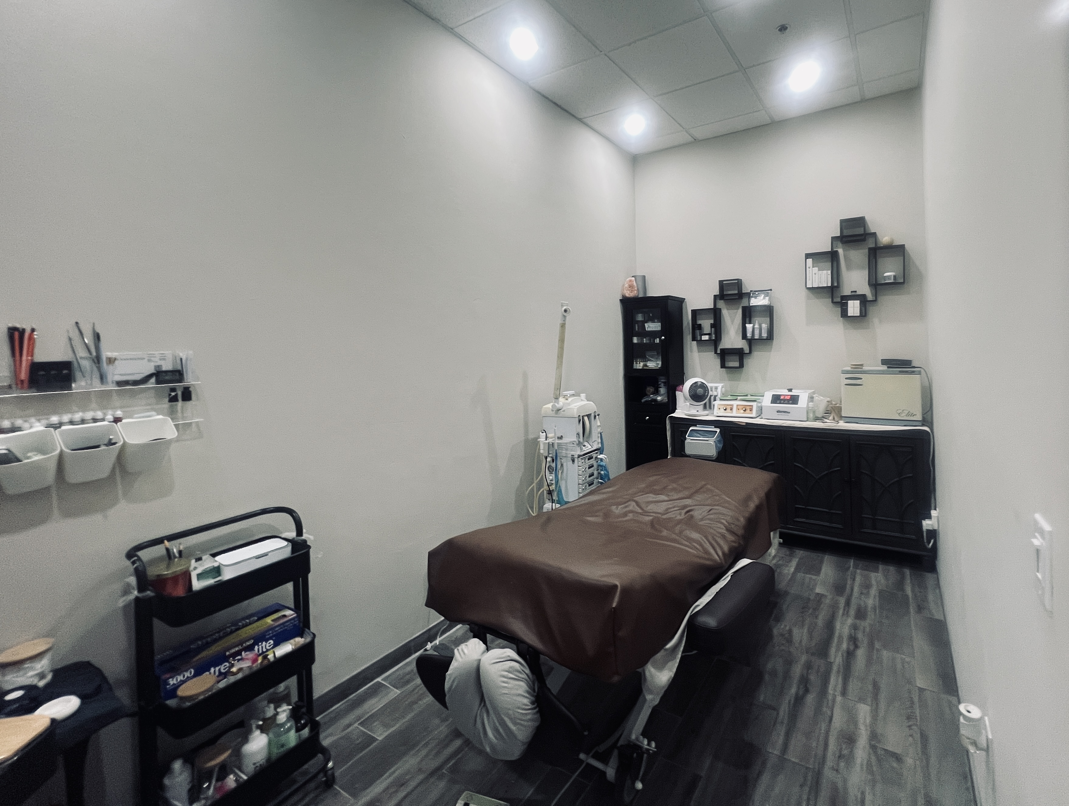 Esthetic Room